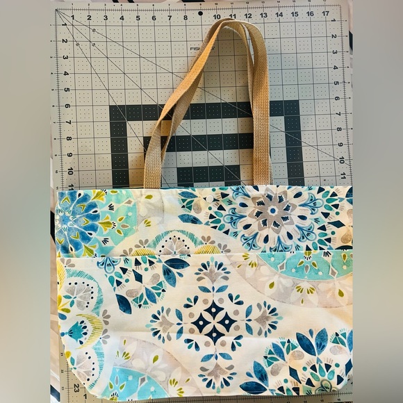 Handmade - Floral and Butterfly Canvas Tote Bag.  NEW! - Picture 2 of 2